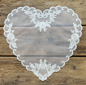 Lugar Americano Branco Coração Tule e Renda 43,5 x 42,5cm