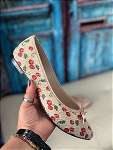 Sapatilha Moleca Branca Cereja