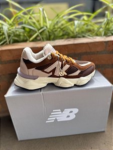 Tênis New Balance Sneaker Marrom