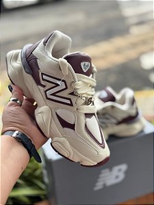Tênis New Balance Dad Sneaker Branco/Marsala