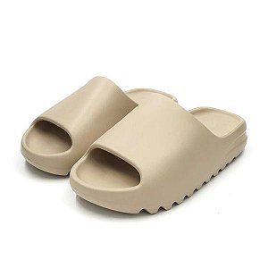 Adidas Yeezy Slide Onyx - Loro - Itens Exclusivos e Limitados