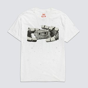 Pleasures x N.E.R.D. Camiseta Space Branca