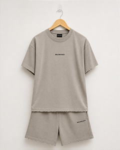 Balenciaga Camiseta e Bermuda Back Taupe