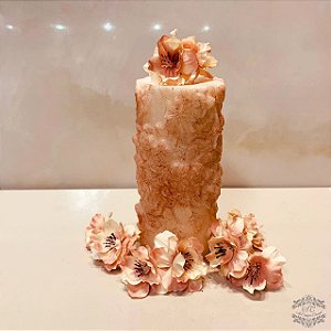 Vela Aromática Cilíndrica em Tons de Rosé para Decorar e Iluminar
