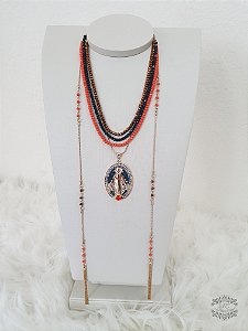 Maxi Colar Dourado com Cristais Coloridos e Medalha Dourada Colorida de Nossa Senhora