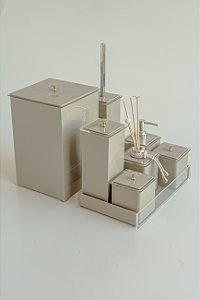 Kit 8 Peças - Fendi com prata