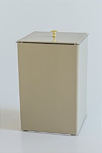 Lixeira 8L fendi com dourado