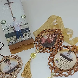 Primeira Comunhão kit com porta celular e 1 medalha