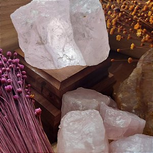Luminária Quartzo Rosa-Amor incondicional-Amor -Próprio-Sensibilidade-Perdão