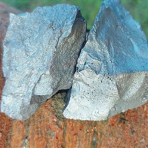 Hematita Bruta G-Pedra da Metamorfose-Desbloqueio  energético-Escudo protetor
