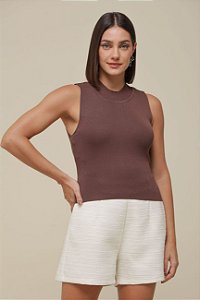 REGATA TRICOT GOLA MARROM