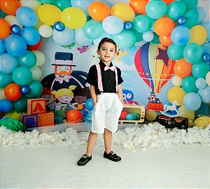 Conjunto Camisa Preta e Short Branco Susp. Mundo Bita