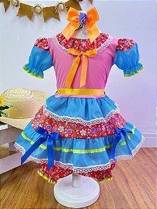 Fantasia Infantil Junino Rosa e Azul Com Florzinhas Coloridas