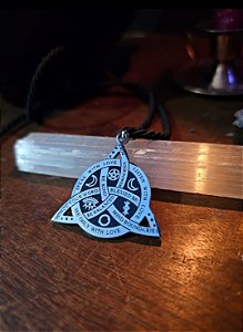 Pingente Triquetra