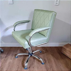 Cadeira Cliente com Braços Nail Designer - Estilo Matelassê