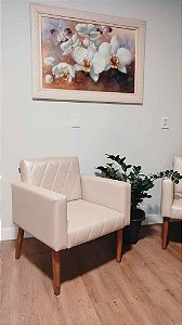 Poltrona de Espera Elegance com Pé Palito - Estilo Matelassê