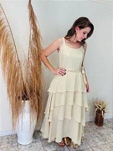 Vestido Bege de Babados