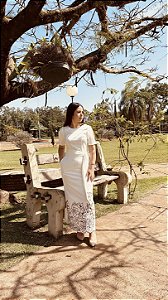 Vestido Longo com Bordado Barrado