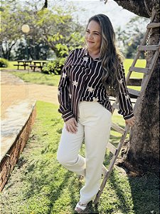 Camisa Manga Longa com Bordado Floral Marrom