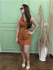 Conjunto Frente Única e Short Saia