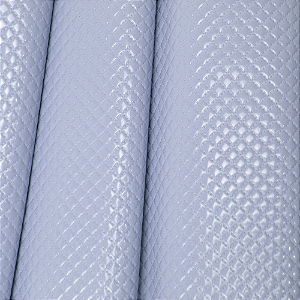 VERNIZ SOFT MATELADO 1.0 MM COR AZUL BEBE COM FUNDO MANTA 1/2 METRO