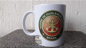 Caneca de Porcelana Branca Marinha do Brasil fundo Carta Náutica.