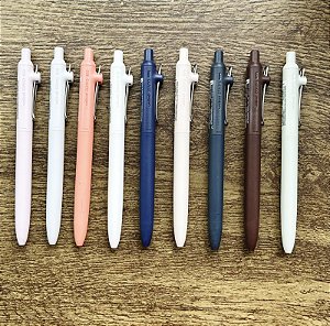 CANETA ROLLERBALL UNI-BALL ZENTO