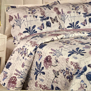 Kit Colcha Queen Dupla Face Matelassê com 02 Porta Travesseiros - Floral Azul e Lilás