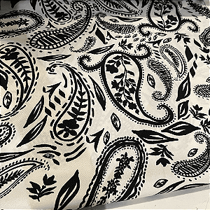 Tecido Crepe Sarjado Estampado - Cashmere Preto - 1,50m de Largura | Textura Diagonal e Não Amassa