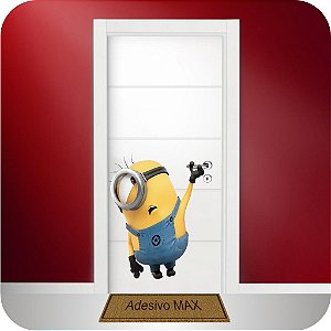 Adesivo Recortado - Minions Pendurado 02