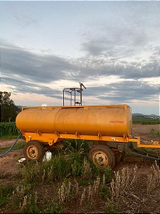 Tanque