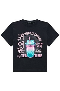 CAMISETA COMFY TEEN EM MEIA MALHA - VIC & VICKY