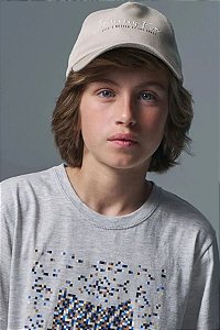 BONÉ INFANTOJUVENIL EM SARJA COM ABA CURVADA - JOHNNY FOX