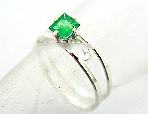 Anel 1 Pedra Esmeralda Facetado Montado Prata 950 Ajustavel