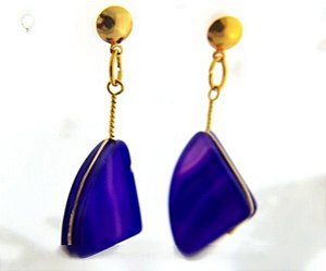 Brinco Meia Lua Pedra Agata Lilas Tarracha Dourado