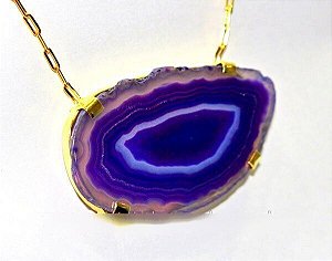 Colar Chapa de Agata Lilas Montagem Horizontal Dourado