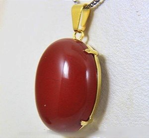 Colar Extra Cabochao Pedra Jaspe Vermelho Garra Dourado