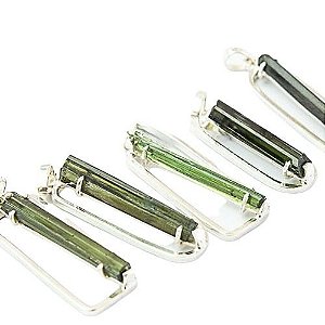 Colar Canudo Turmalina Verde G na Prata e garra 950 Bruto