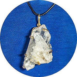 Colar Drusa de Cristal Bruta Natural 45mm na Garra Dourada