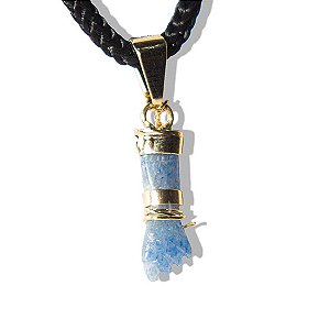 Colar Mini Figa Quartzo Azul Montagem Dourado