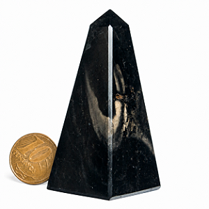 Obelisco Onix Preto Pedra Natural 6 a 8 cm 40 a 80g Tipo B