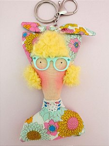 Chaveiro boneca de pano loira