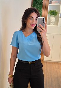Blusa decote V transpassado azul