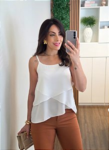 Regata crepe camadas off white