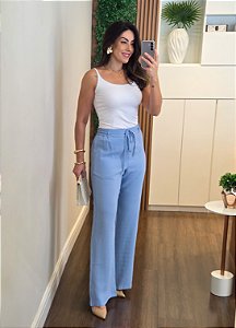 Calça com elástico e laço azul