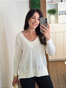 Blusa Tricô Decote V Off White Feminina