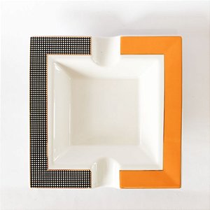 Cinzeiro Porcelana P/2 Charutos Branco Quadrado 19x19cm