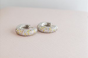 ARGOLINHA PRATA 925 COM RODIO CRAVEJADA PEDRINHAS