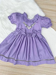 Vestido Luxo Fustão Lilás Golinha Bordado