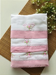 Kit Presente 3 Peças Tolha Fralda Babete e Fralda de Ombro Flores Rosa